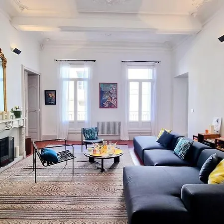 Le Palais 10, Superbe D'exception Authentique Centre Historique Apartmán