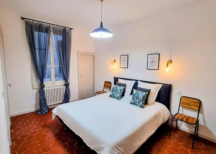 Le Palais 10, Superbe D'exception Authentique Centre Historique Apartamento *