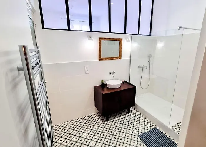 Le Palais 10, Superbe D'exception Authentique Centre Historique Apartamento Sète